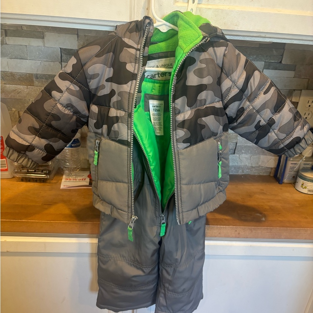 Infant boys snow suit size 12m